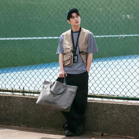 C02_cde332d5-fb5b-4b30-9192-dd86a1a546a5_2048x2048