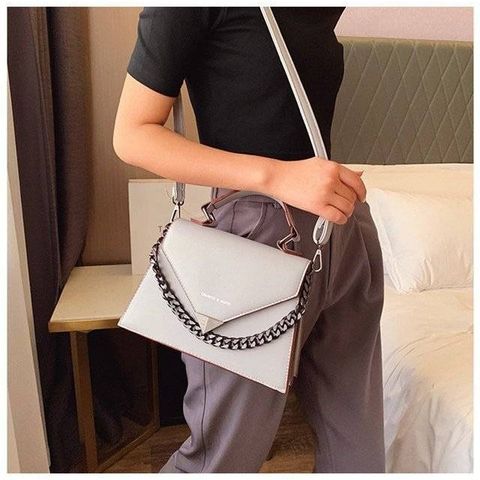 tw-11134207-7r992-lonphbo220e486