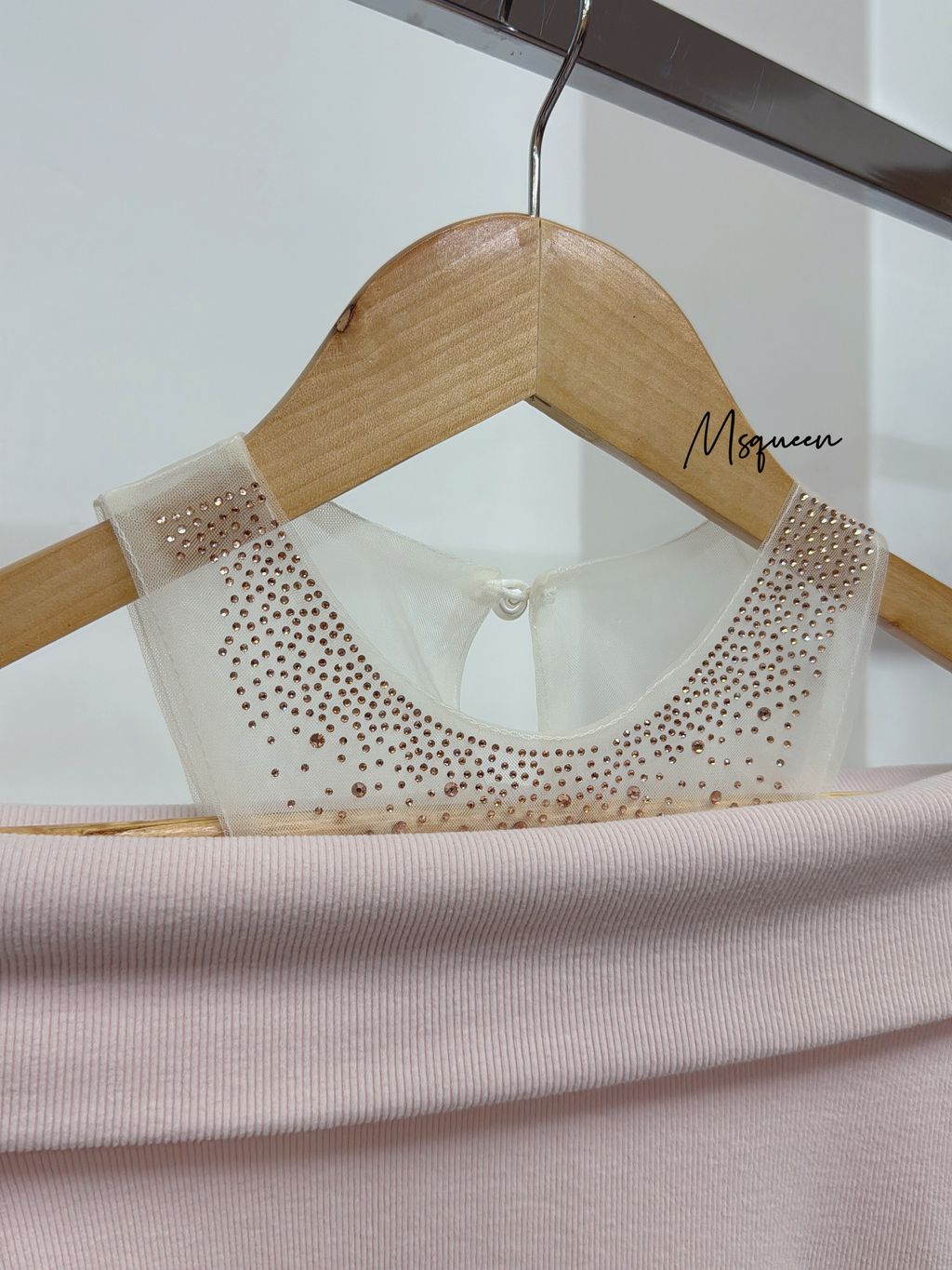 image_C677D490-1467-4829-A5DB-369D2480D8BF_1764321347