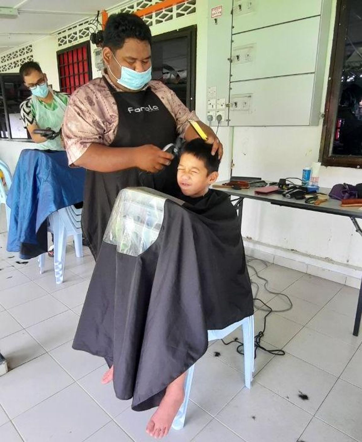 SESI POTONG RAMBUT BERSAMA ABANG NAUFAL & THE GENG (1 DISEMBER 2022)