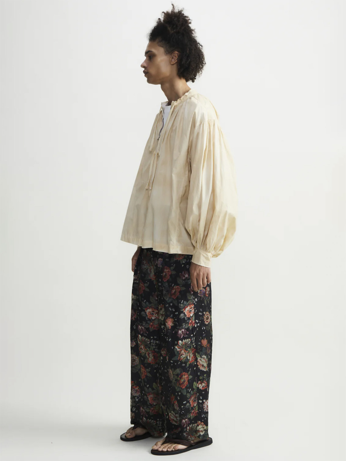 6_c4fc6a5c-8cb7-48b8-8b35-704dacffb546_1024x1504