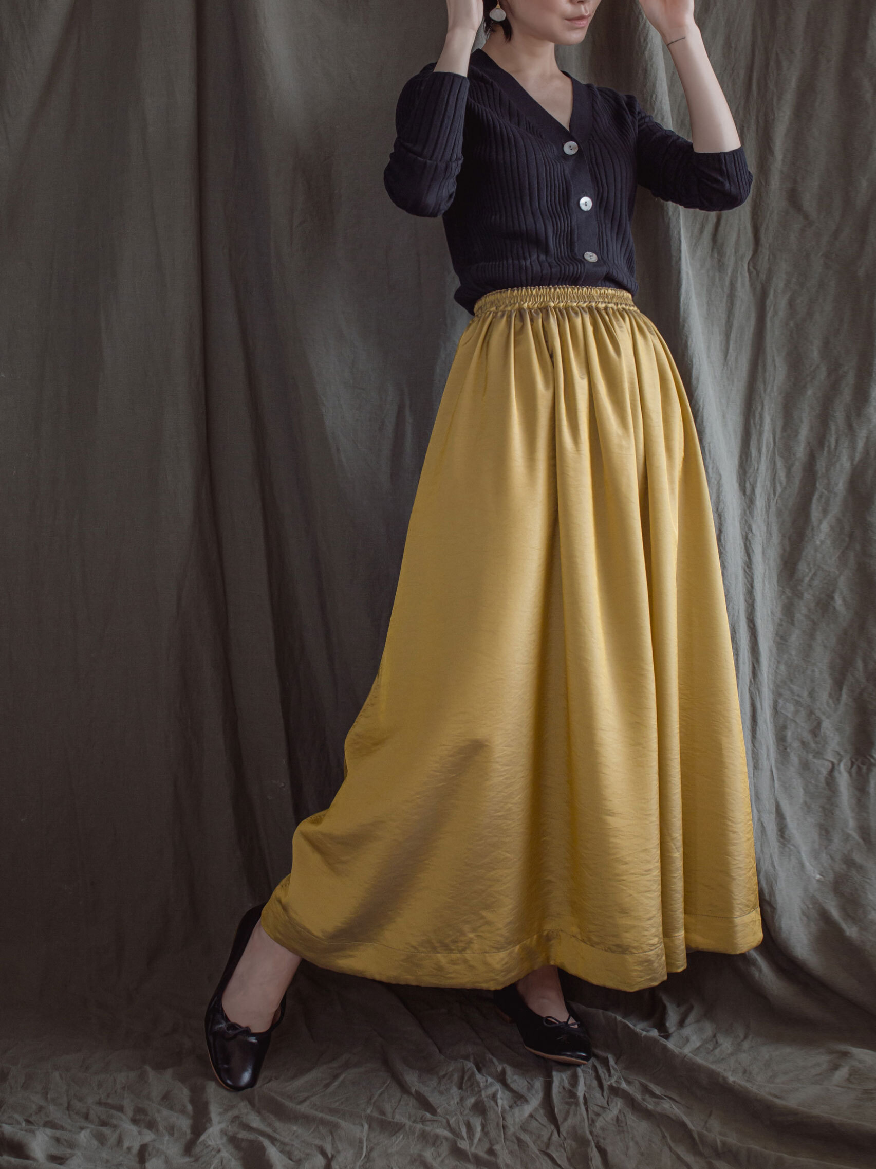DOUX-ARCHIVES-W-230412-09