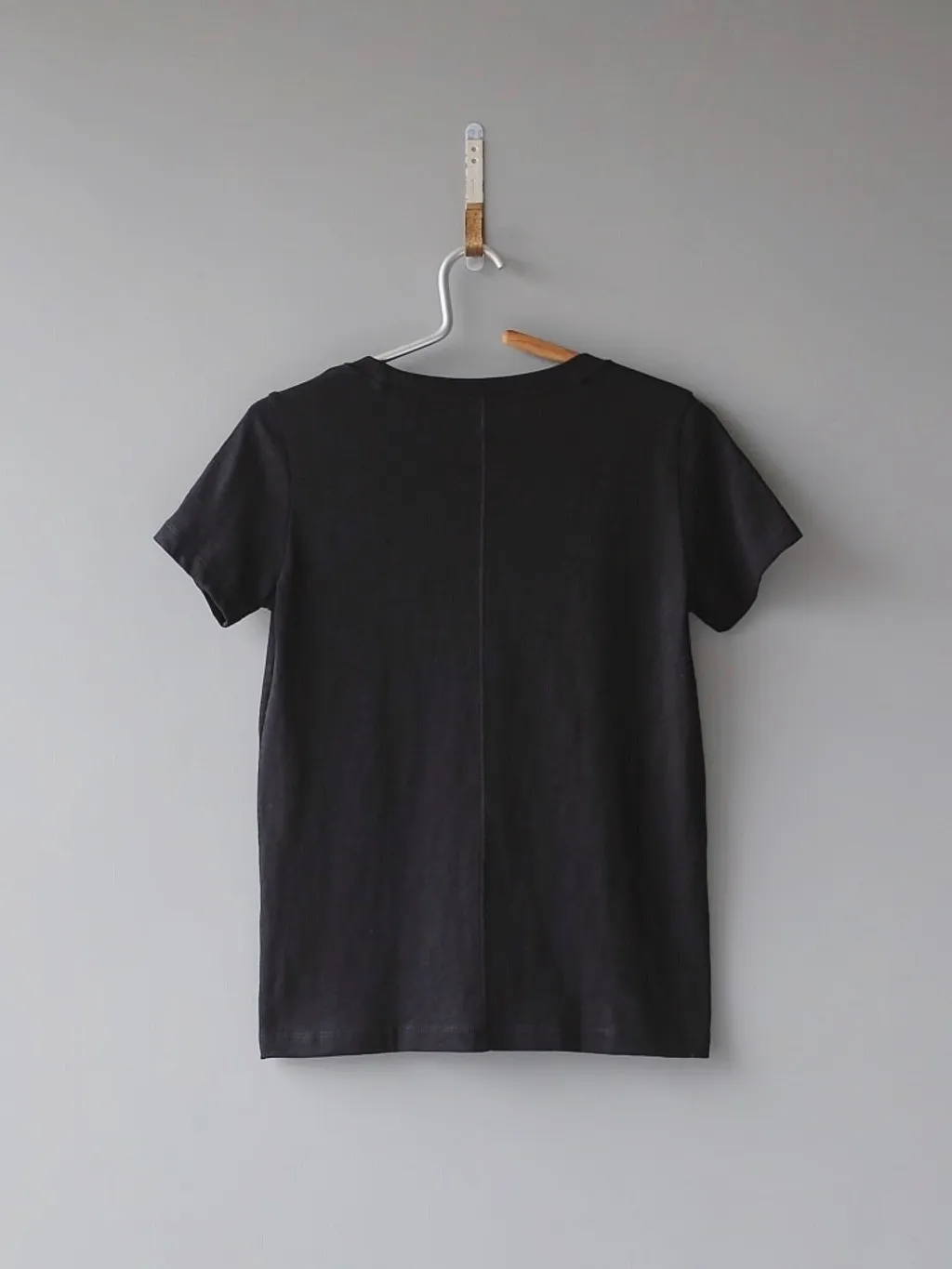背後中線素色純棉t 黑色 Mb Store Co