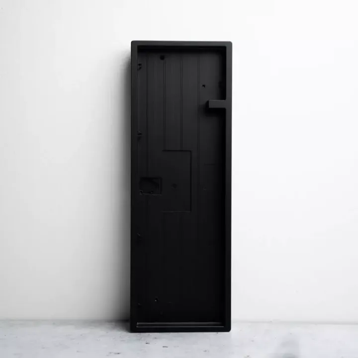 ENVOY_CHASSIS_BLACK