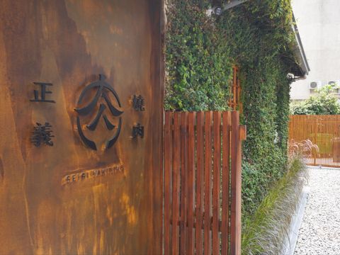 B1508121-9F91-4625-9D2C-61E0D14E27F9