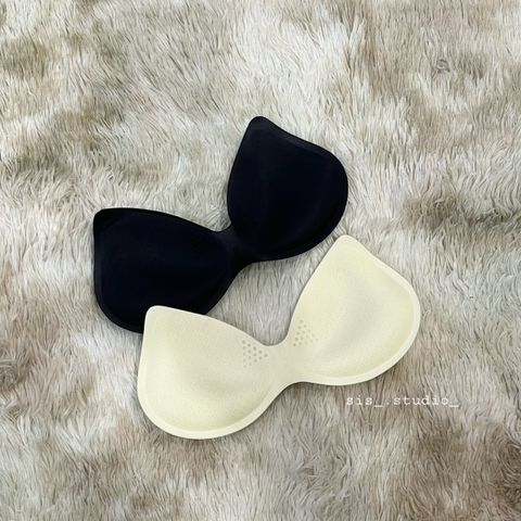 CAD29C53-0E2D-43A9-AB57-AED3F4075CA1