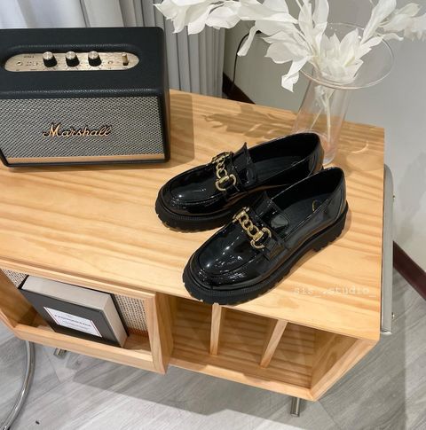 D825DFCB-6EEE-4FED-8D66-C7936315EC2A