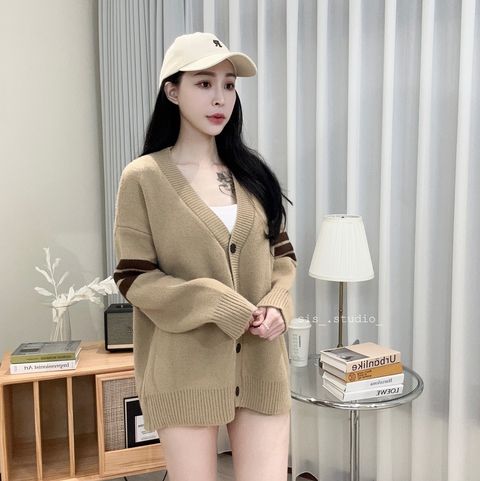 5855BC7C-581C-4467-9584-758DD04FEF62