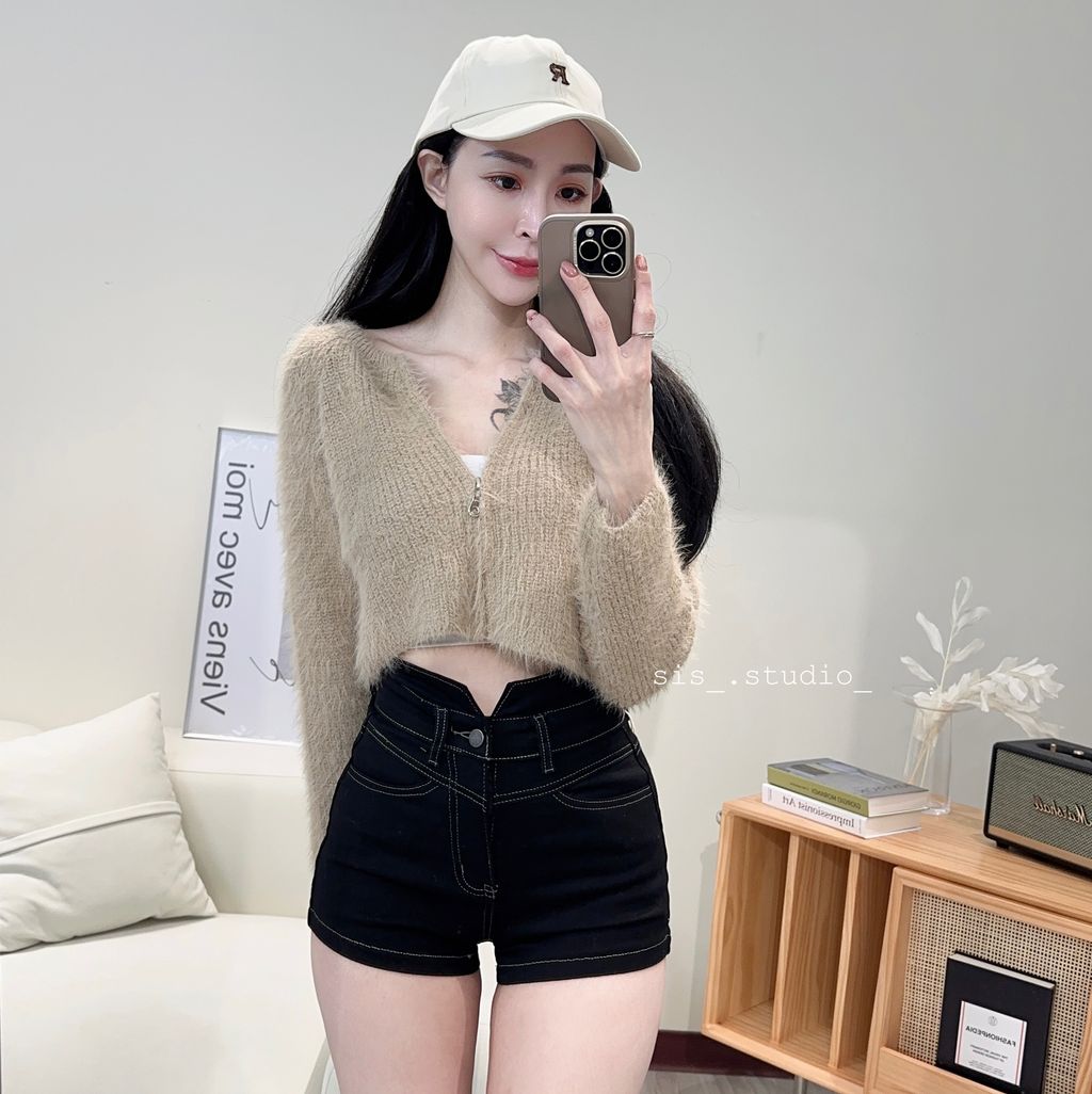 146A83BB-3A08-47C7-B1F4-9AA217E1113B