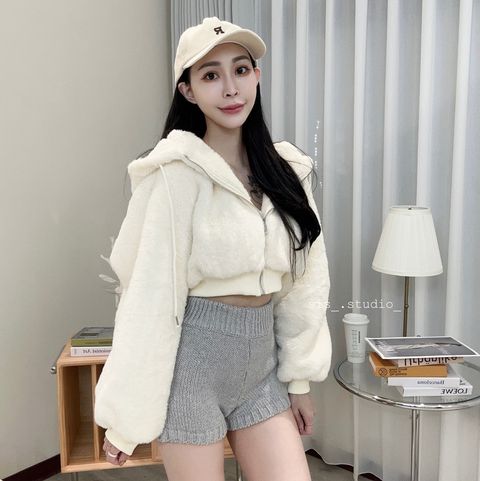 5E3A7ADC-07B4-4A33-B7B3-56BE94936C04