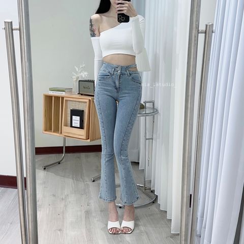 12A3FA05-3CC9-4FA6-84A6-BE5F10EACAB2