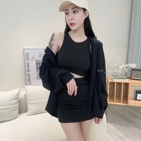 E0C71860-CC48-484A-B4CE-49A82660BA03