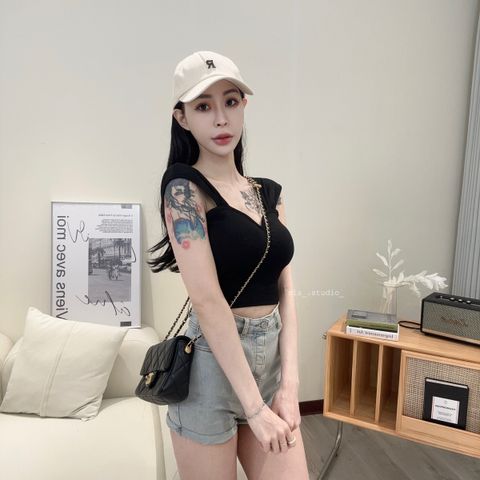 20E9362D-765B-48B4-9272-AEC431F47E08