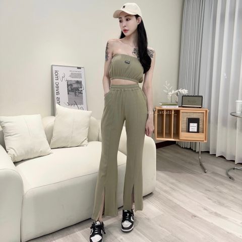 72DAA815-2A7F-4A4E-9903-229C007DD060