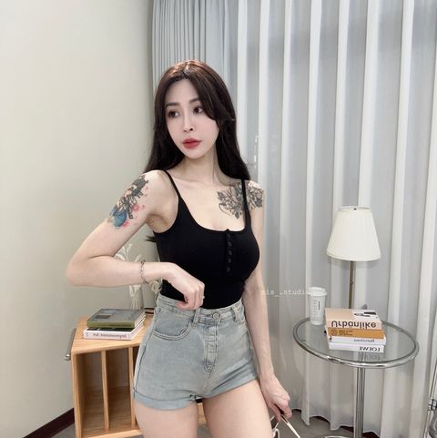 A5D45D3E-3BCE-4FA1-A7DA-DCA8E5EE65C1