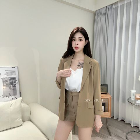 33A5C51C-FAD8-491C-9ABD-4C37051F0E38