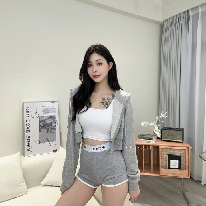 410C7582-8CC7-47FC-B118-BBC8C0421CDE