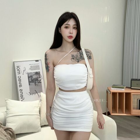 B985D05D-4956-41BD-AC82-AC976F396F15