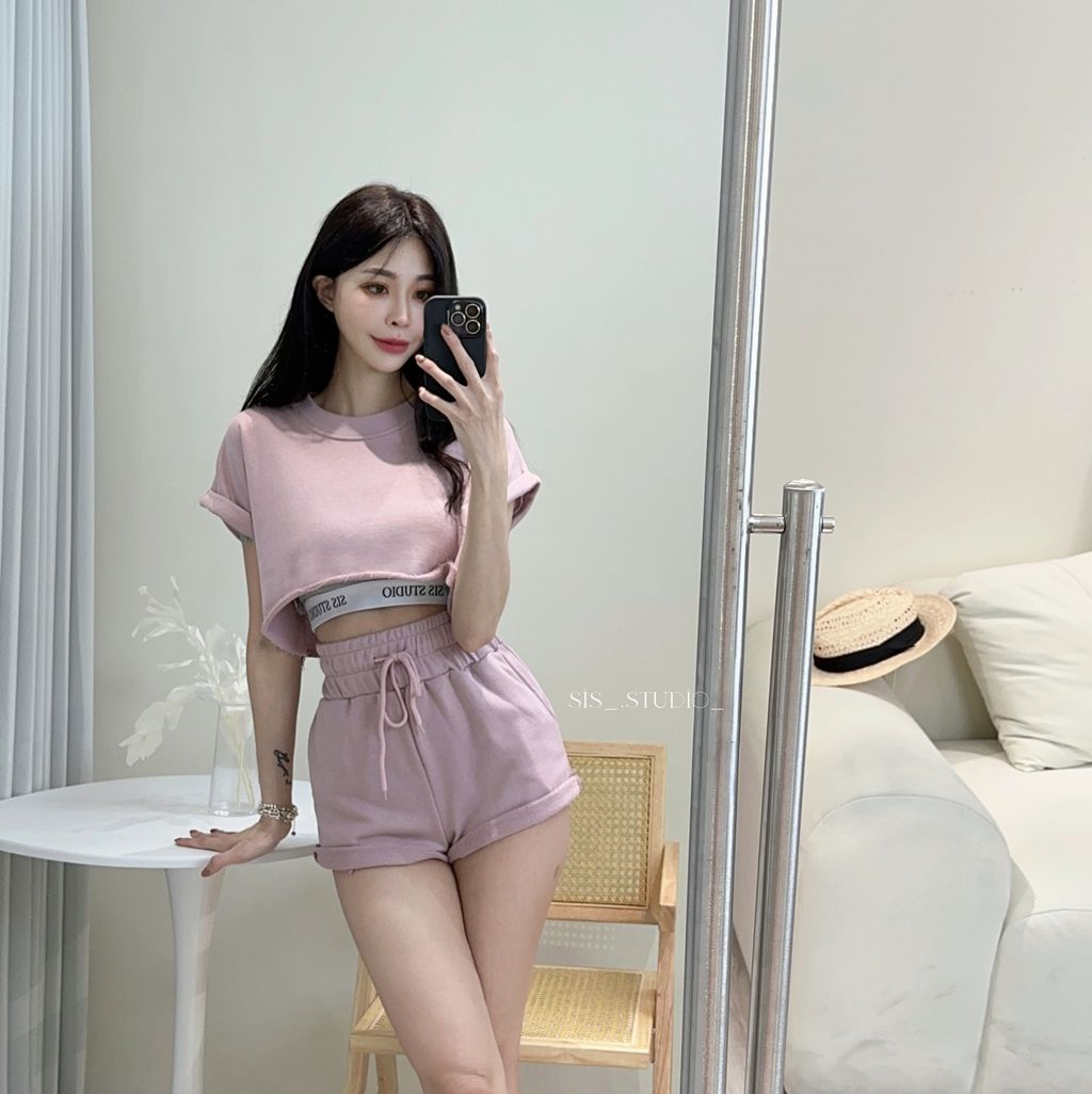 42B14E8A-5BF5-4E06-A89A-F10DA765896D