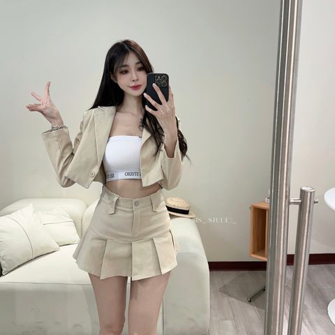 5F493657-1D1F-4F19-8676-9147F8DE63F2