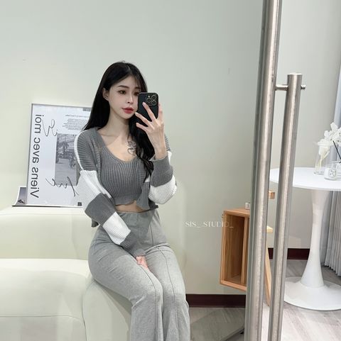 F429C9A8-0DCF-4FE1-97B0-1CB6BDF6766D