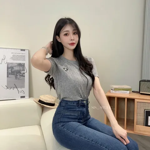 F2B48BEA-4722-4649-8DD7-17D6DECAEEA6