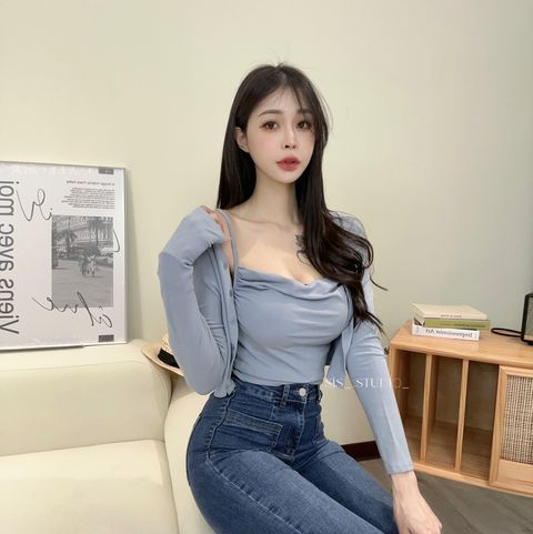 DF016A74-9D1F-4F44-BC32-24711699DC86