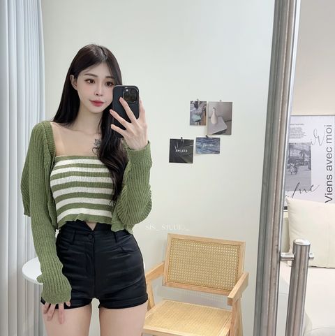 A92C27BD-25B6-4715-9886-D0AAA354DE13