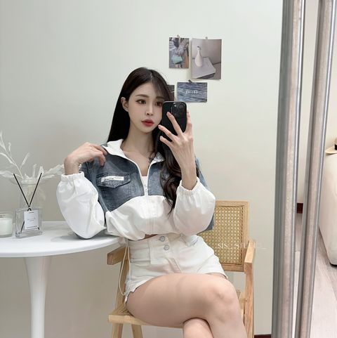 2612517F-1602-46DC-9730-C488AA961C79