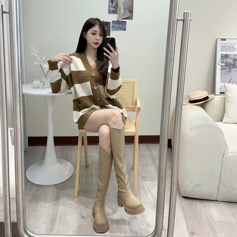 6753D050-52A2-45C7-9046-28BEDB594C9D