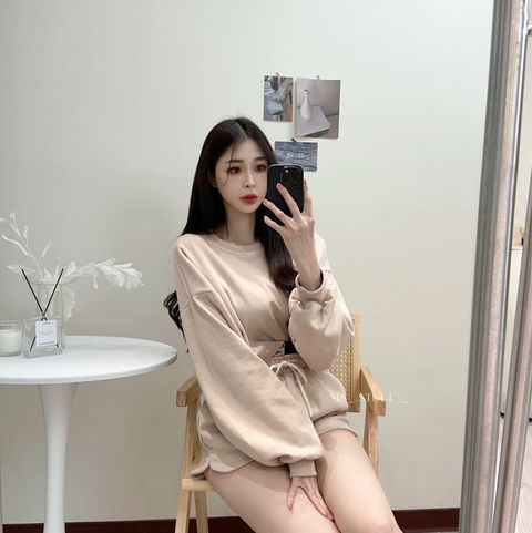 447ABB9C-721B-4F5D-B656-B7B1DCB49794