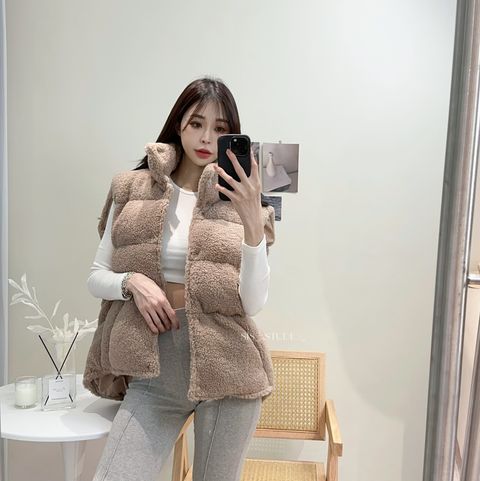 4946FDFA-2D60-45E8-9FD8-59FFE4475BC1