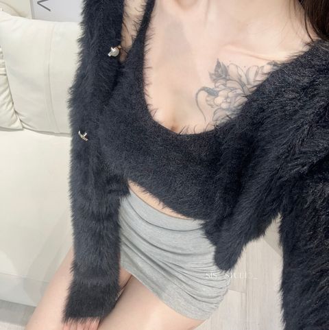 387C4DDF-9481-4FB6-9F12-F59CA8352024