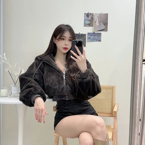 C00EC483-AAF4-4692-93F6-CED9366DE0E0