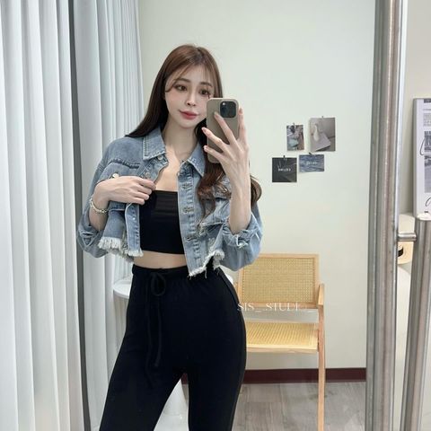 4B7923D5-E01E-46B9-81E9-F0A0A2133674