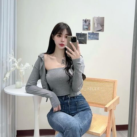 4B3F998E-75BC-4B3C-92FA-6D4137B5E544