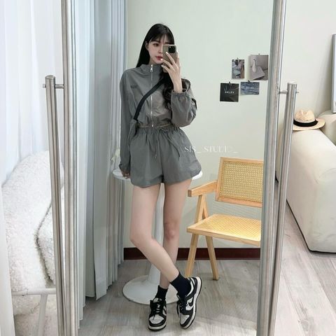 2F42D222-9E04-41C1-AB56-9120C961702E