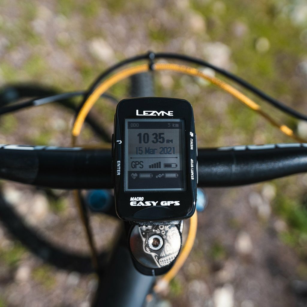 Lezyne-MACRO-EASY-GPS (7).jpg