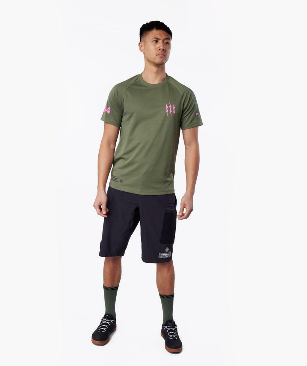 Web_20372_02_--Muc-Off-Short-Sleeve-Riders-Jersey---Green_1000x1000.jpg