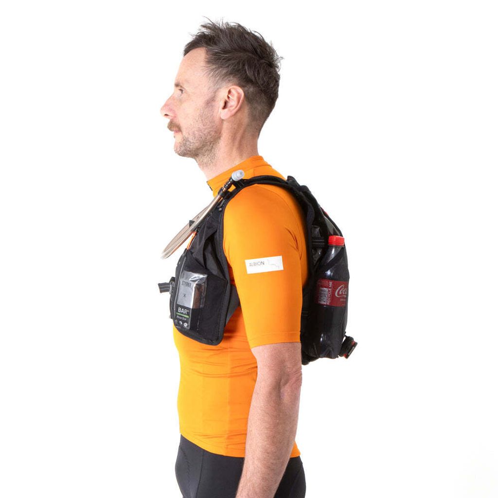 RaceHydrationVest4_be2d6a8e-119f-4a3a-9121-7a143980c573_1000x