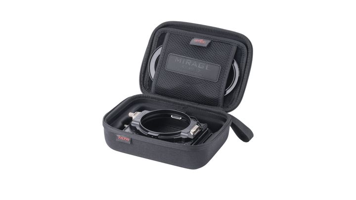MB-T16_incase_legacy2-3835x2160