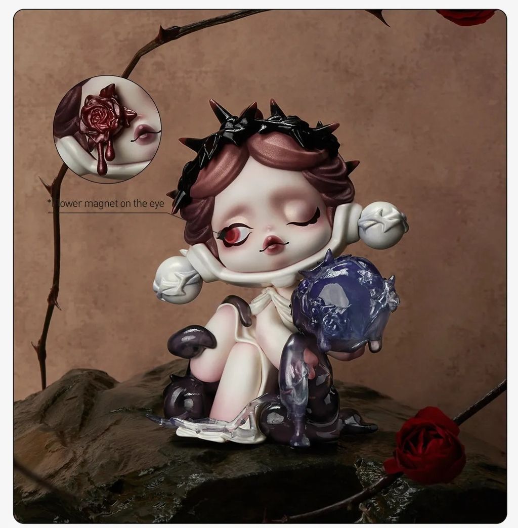 POPMART SKULLPANDA The Glimpse Figure