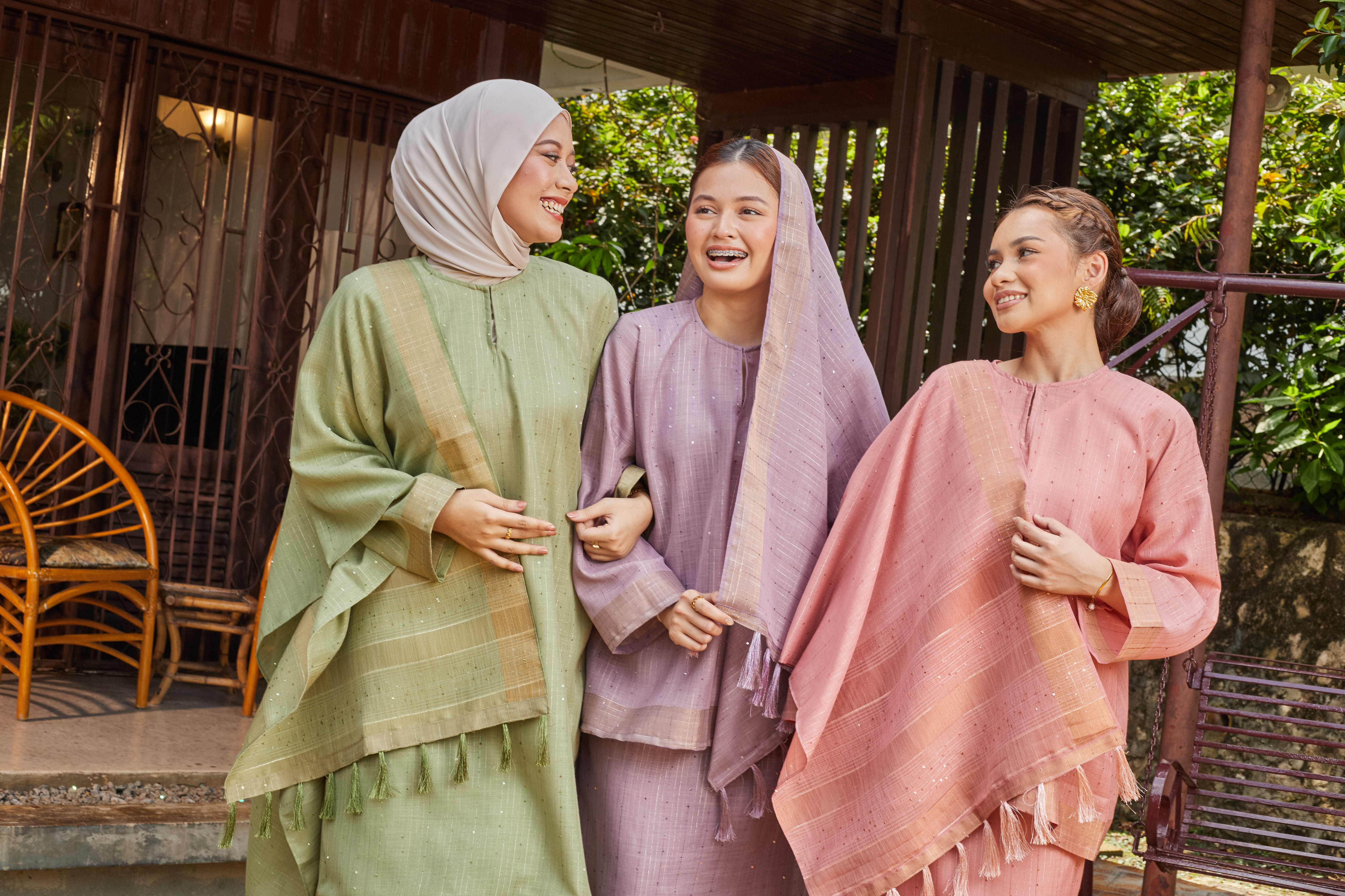 Untitled Capture2470