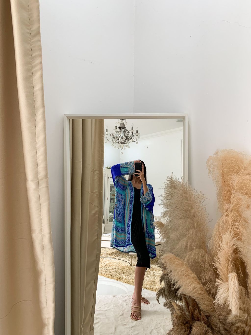 B72E4453-F570-4BF9-8F45-8CF9D38A624E