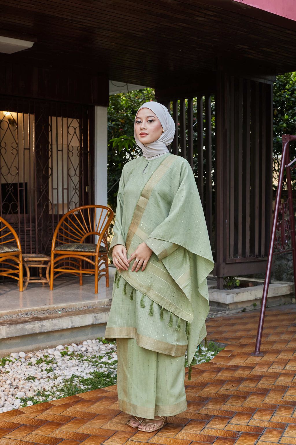 Untitled Capture2144