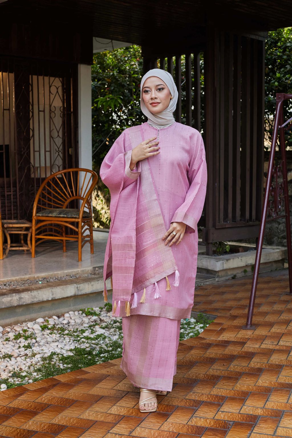 Untitled Capture2176