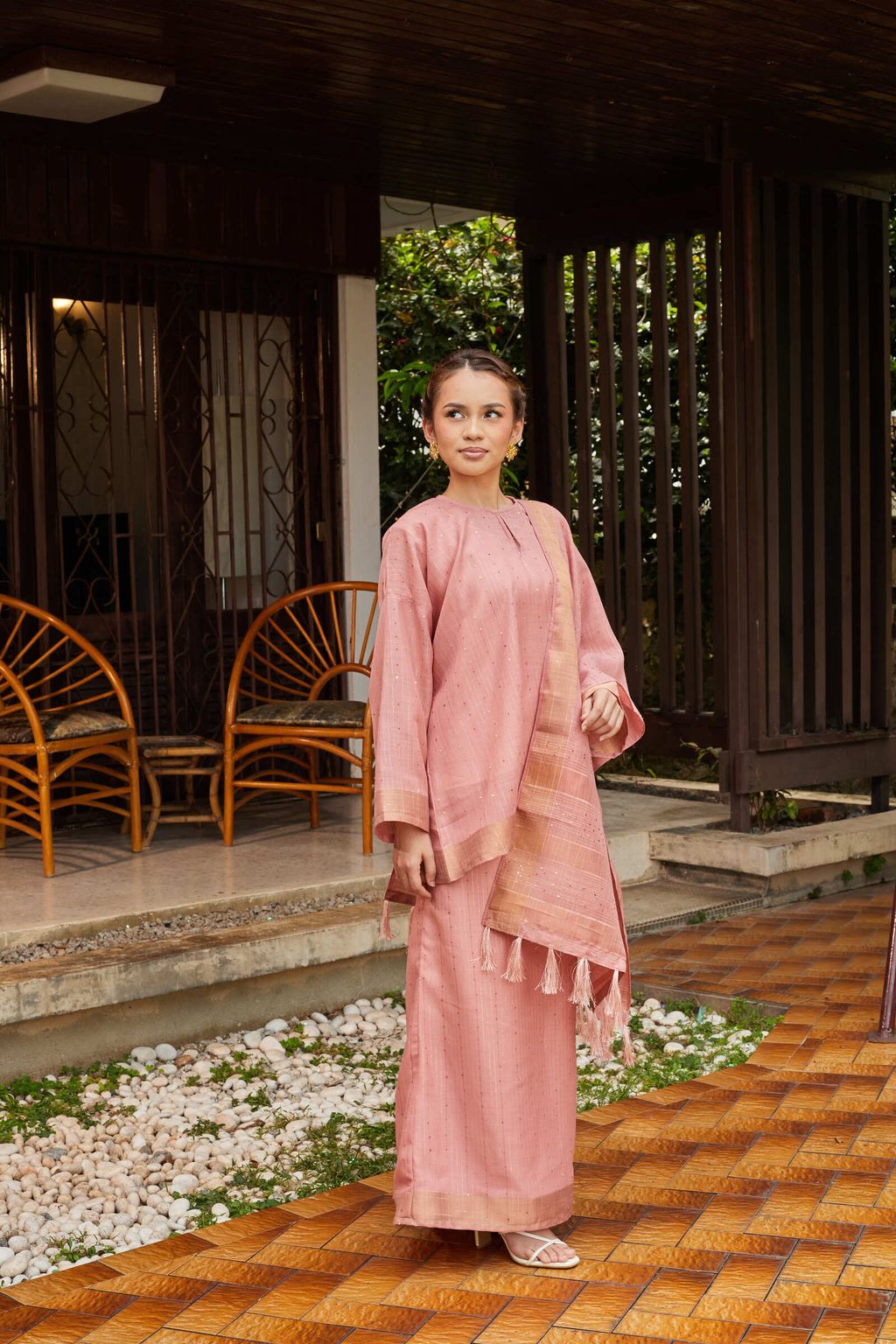 Untitled Capture2370