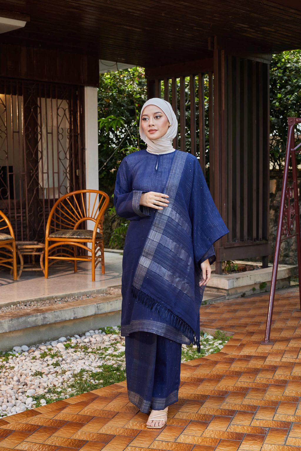 Untitled Capture2281