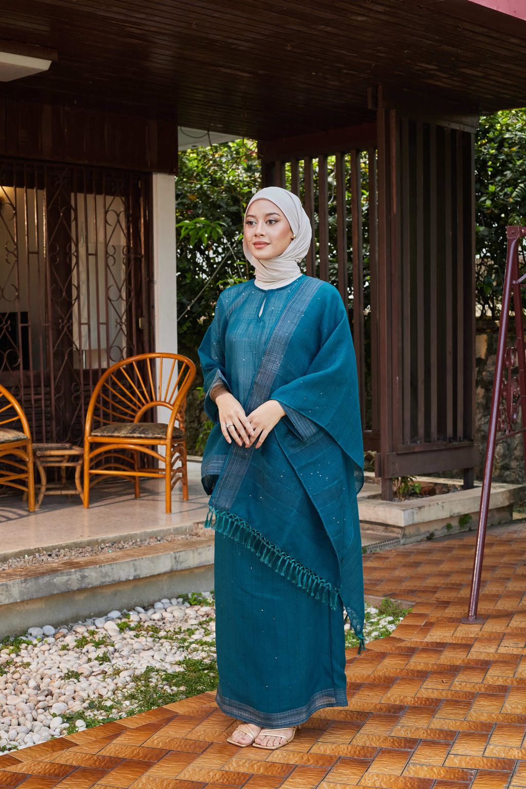 Untitled Capture2301