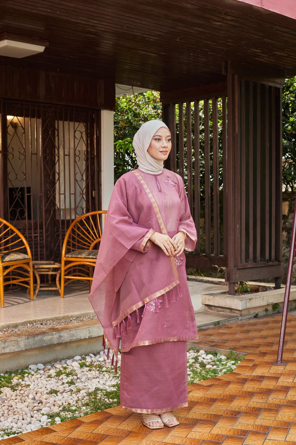 Untitled Capture2328